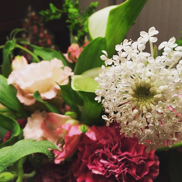 たまには花を贈る日もあるといい。
