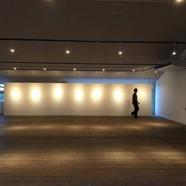 募集します！浜松市東区にある折々ギャラリー。2階にある貸しギャラリースペースを学生の方は  無料  で一週間お貸しします！小、中、高、、専門、大学生。卒業作品や普段活動している発表の場として是非活用して下さいね。貴方の感性をお待ちしています！ラグデザインはアートを日常空間に取り入れる活動を応援します。お問い合わせ 折々ギャラリー 〒435-0015静岡県浜松市東区子安町316-1Eメール ragu@ragu-design.com 電 話　 053-545-5148#折々ギャラリー #ラグデザイン #ソファ専門店 #貸しギャラリー#浜松市