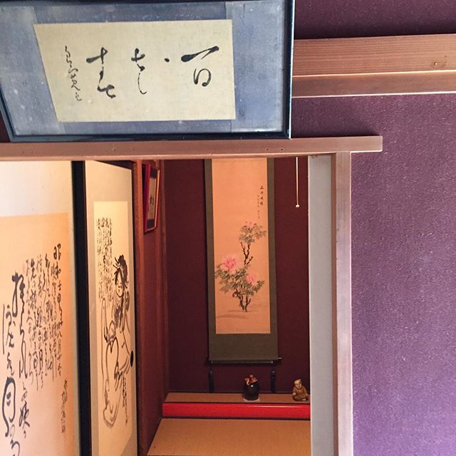 地元に趣味人有り。移築した茶室を案内していただきました。こころのゆとりを感じます。#茶室 #移築 #磐田市 #趣味人
